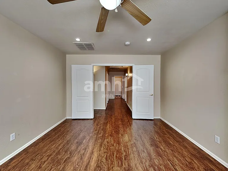 17367 W Elizabeth Ave — Photo 9