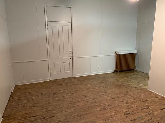 3rd image of 114 2nd St E #1
