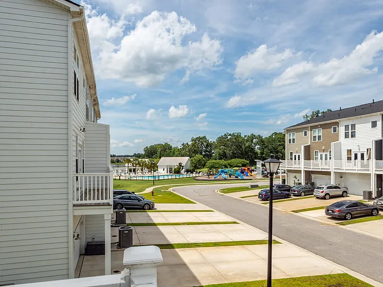 359 Herty Park Dr — Photo 15