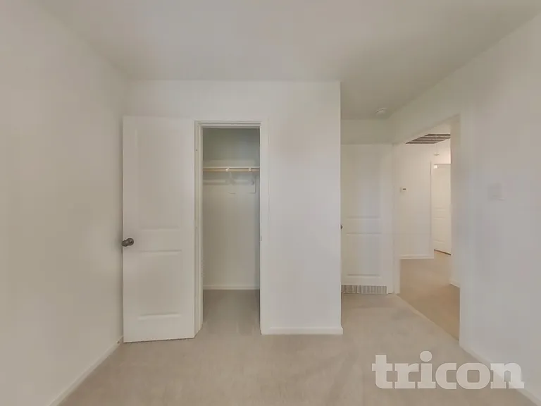 3017 Fantasy Terrace Dr — Photo 10