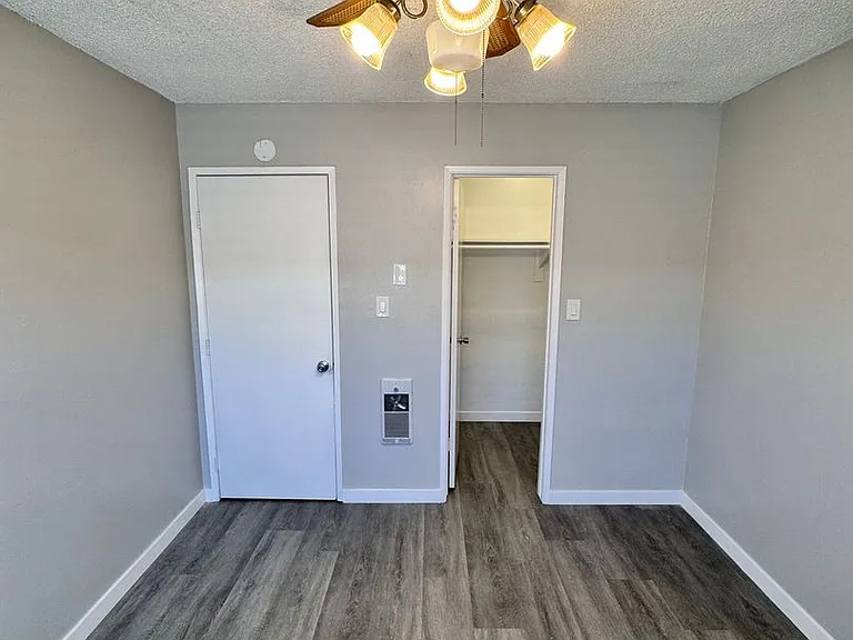 4321 Green Ave — Photo 19