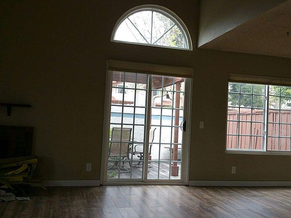 5th image of 1524 Apache Dr Unit A