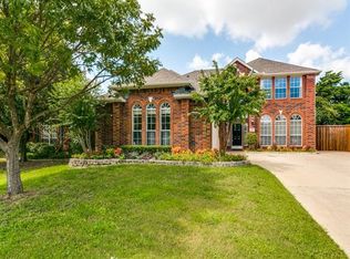 5813 Ambassador Ln, Rowlett, TX 75089