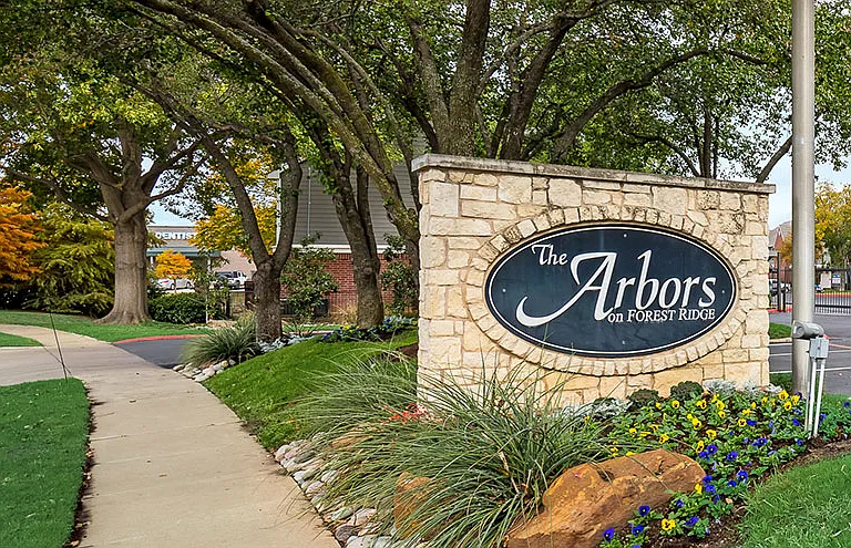 The Arbors on Forest Ridge Apartments — Photo 56