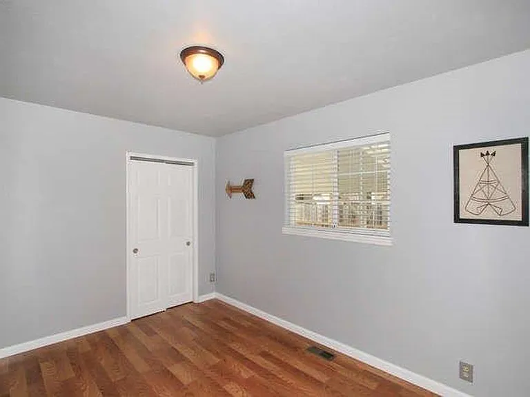343 F St — Photo 11