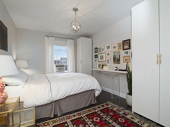 5th image of 3051 Hobart St APT 6G