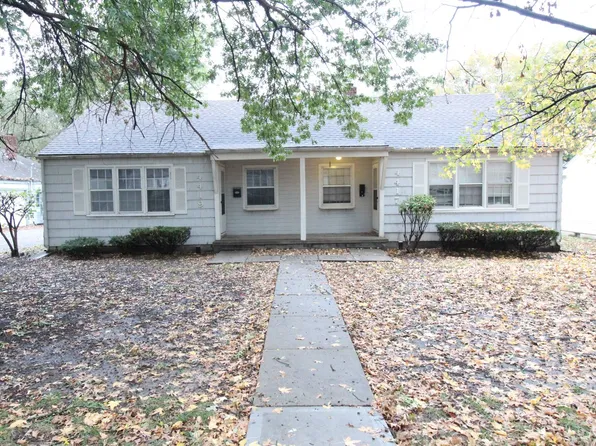 4419 S Parkway Dr, Olathe, KS 66061