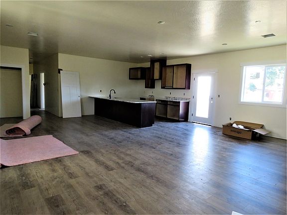 5th image of 2243 Meadows Ln #2245