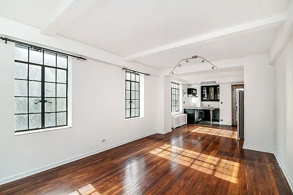 Sold by Compass | media 6