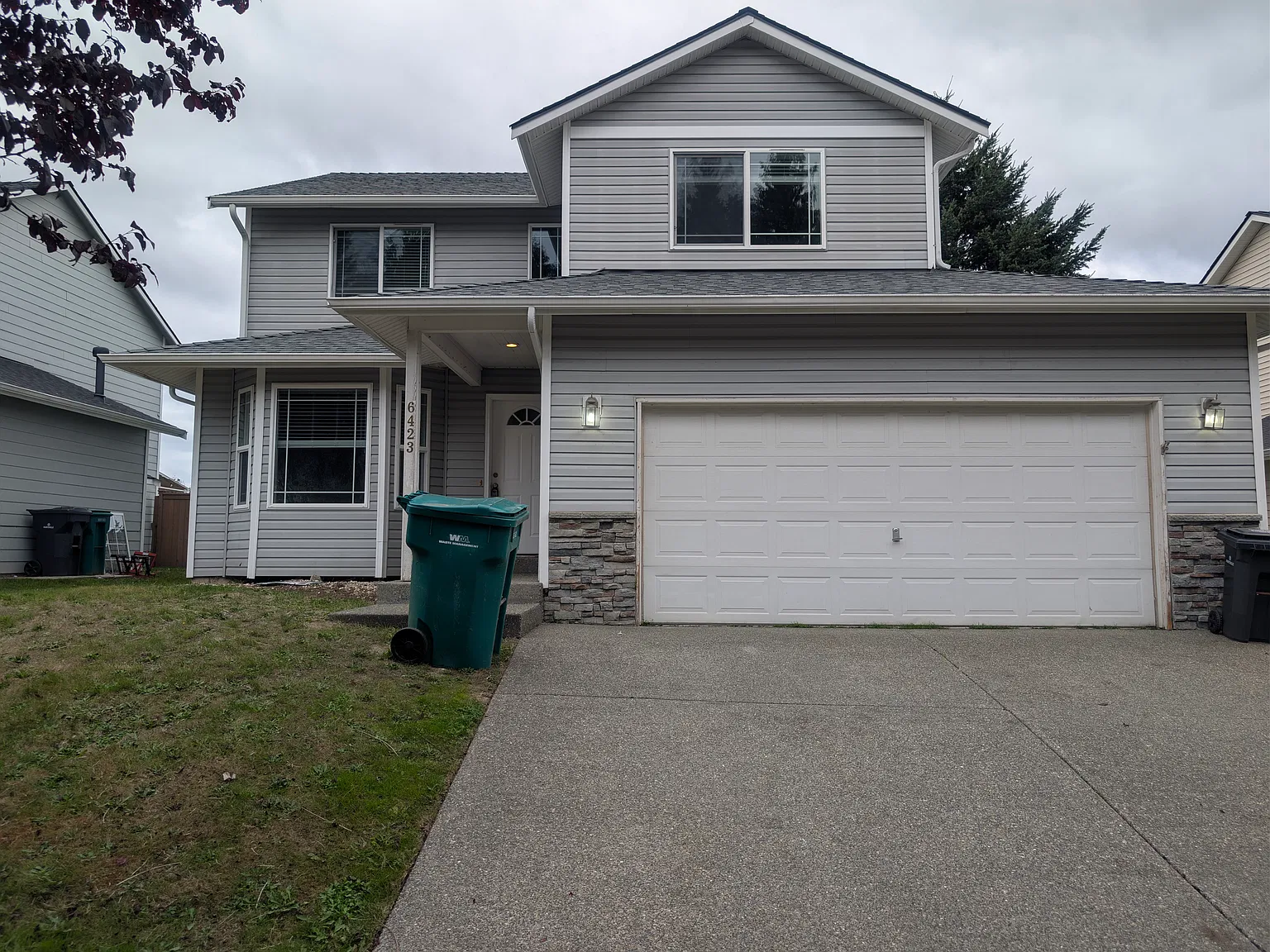 4 bed, 1819 sqft, $2,850 — Photo 1
