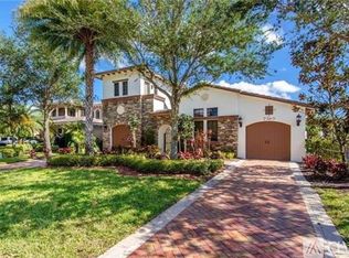 7390 Wisteria Ave, Parkland, FL 33076