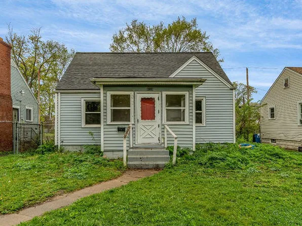 1040 Whitcomb St, Gary, IN 46404