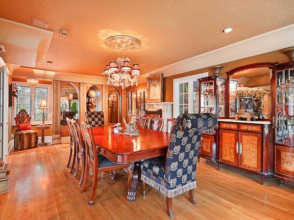 Elegant Dining Room
