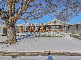 816 Grant Ave, Mattoon, IL 61938