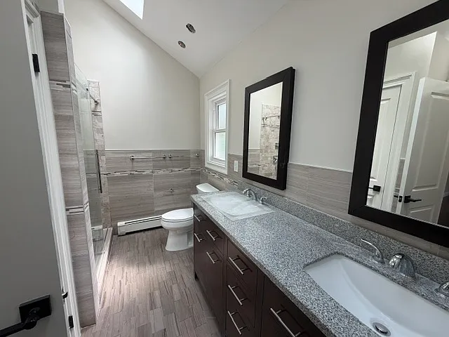 409 N Woodland St — Photo 4
