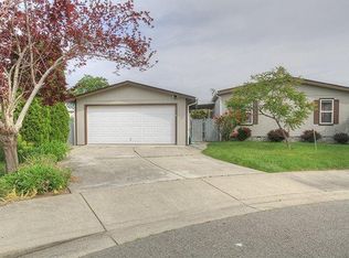 2134 S Fahey Way, Grants Pass, OR 97527