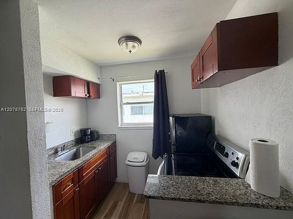 2nd image of 7638 N Miami Ave APT 4