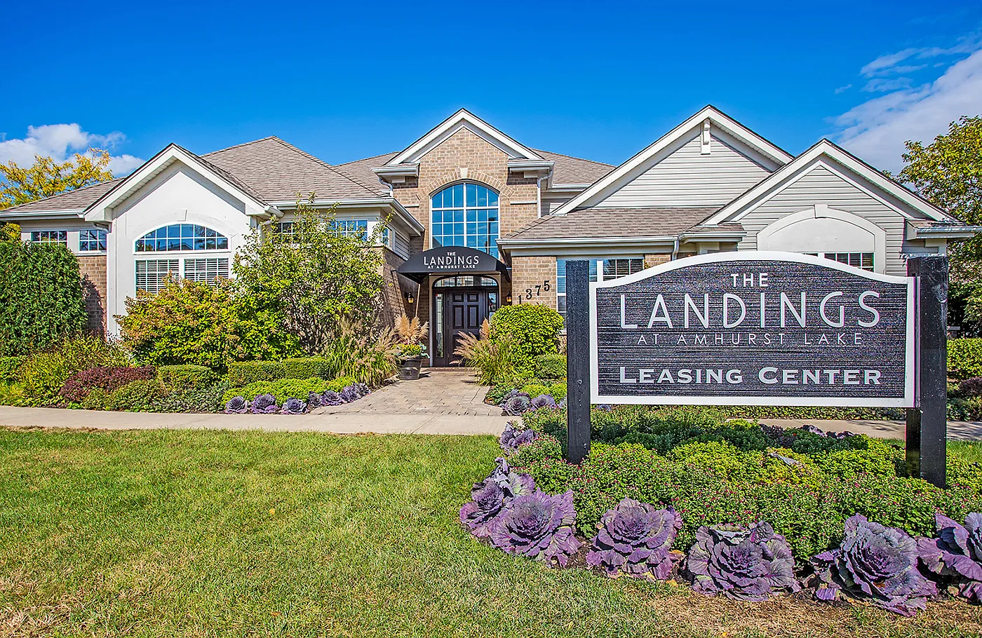 Landings at Amhurst Lake — Photo 1
