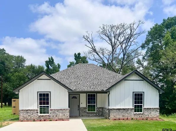 12451 Wolfe Ln, Tyler, TX 75707