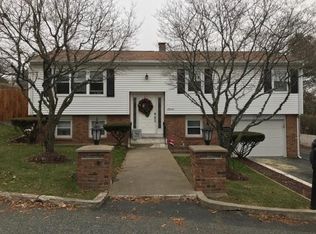 2 La Bonte Rd, North Providence, RI 02911