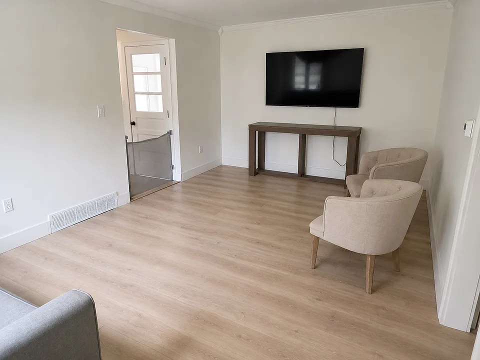225 Droms Rd #2