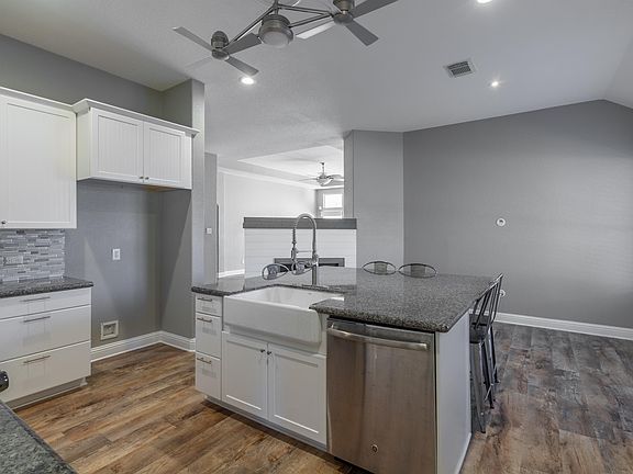 3rd image of 20851 Cottage Cove Ln