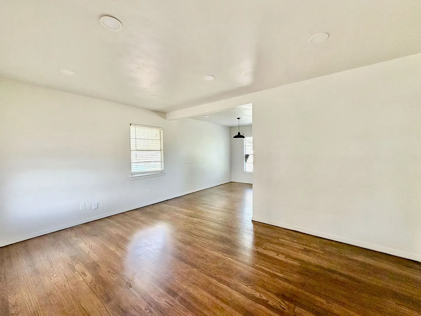 3 Bedroom, 1 Bath home in Gaston Park! — Photo 3