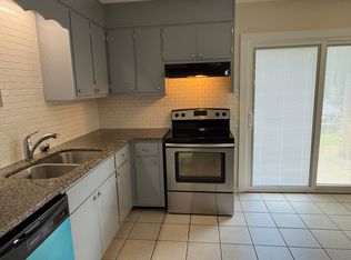2205 1st Avenue Pl NW, Hickory, NC 28601