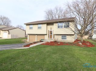 2513 Revilla Dr, Northwood, OH