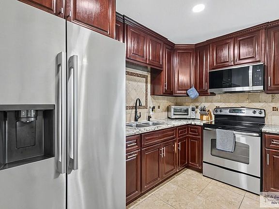 5th image of 507 W Paisano Ln