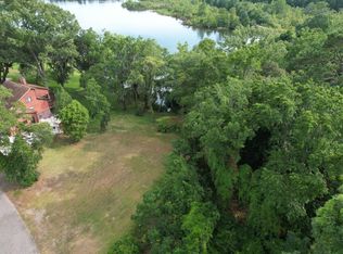 136 Middleton Dr, Goose Creek, SC 29445