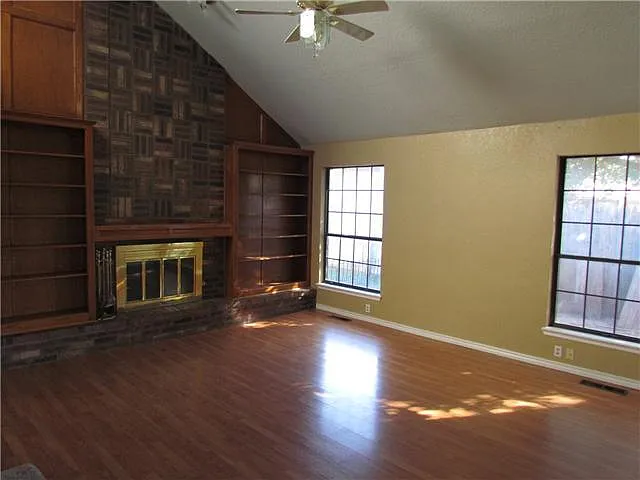 2604 Andrea Ct — Photo 3