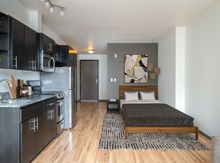 105 NE Multnomah St APT 406, Portland, OR 97232