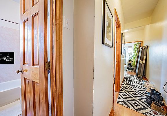 2nd image of 506 Eastern Pkwy #2D
