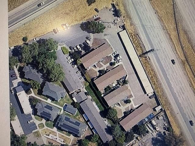 1st image of Stoney Ct