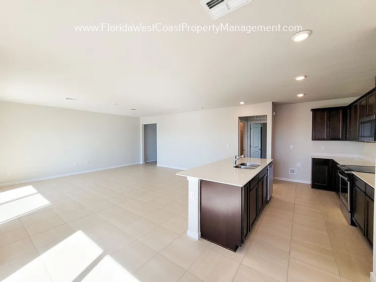 8423 Abalone Loop — Photo 21