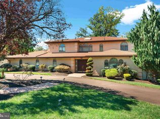 3843 Loop Rd, Huntingdon Valley, PA 19006