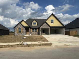 1250 Camerino St, Springdale, AR 72762