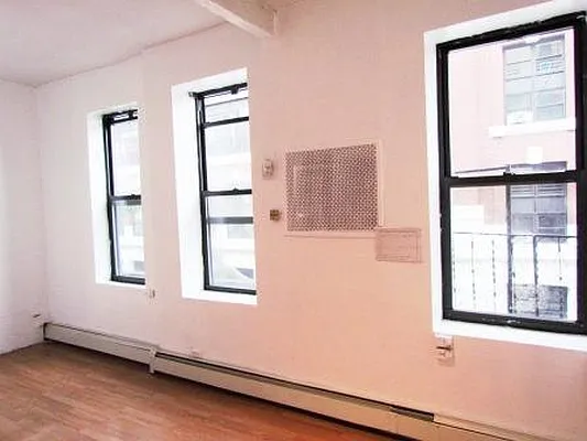 Rented by Mark David | media 37