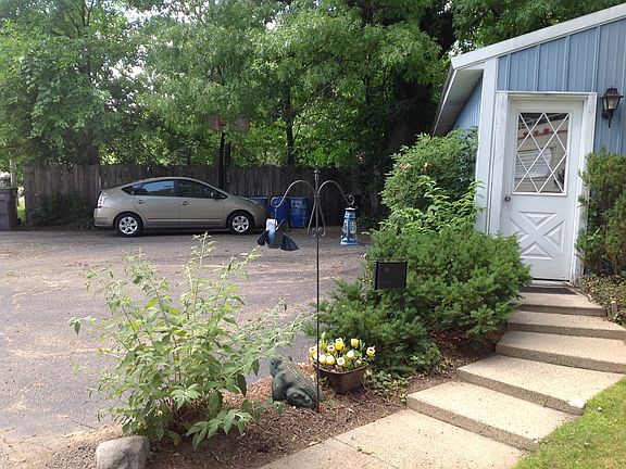 2nd image of 4367 Causeway Dr NE