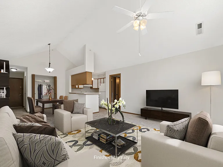 2900 W War Memorial Dr — Photo 58