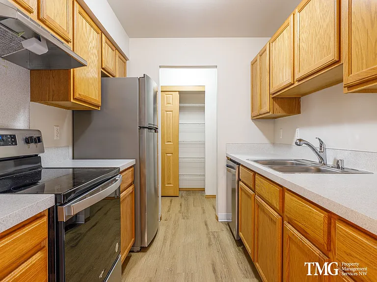 Millbrook Townhomes — Photo 31