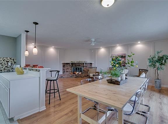 4th image of 6308 Sandhurst Ln E