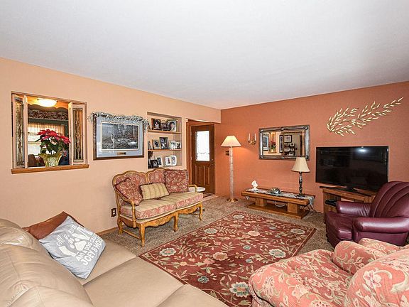 5th image of 5340 S 116th St