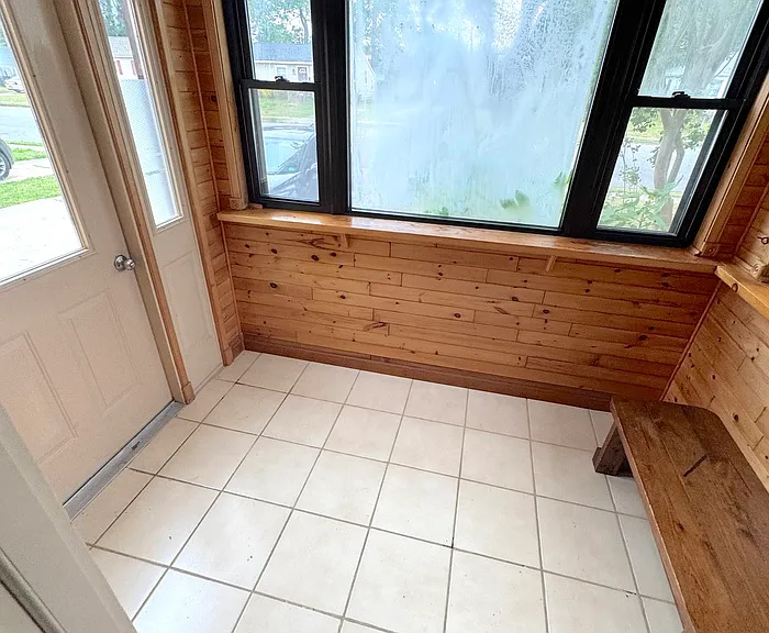 5007 Hazelwood Rd — Photo 3