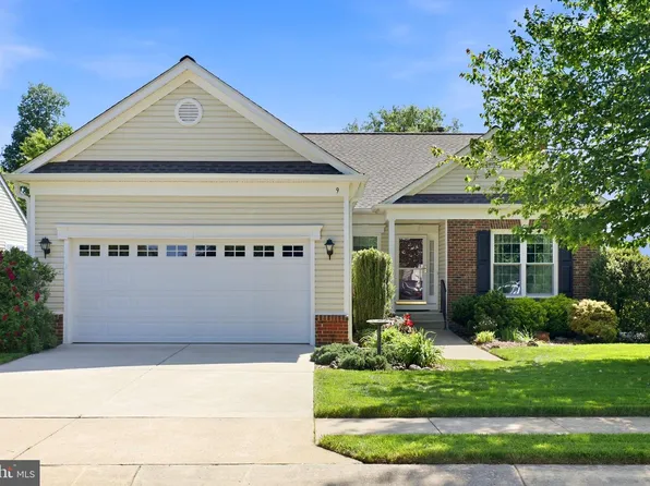 9 Linden Ct, Fredericksburg, VA 22406
