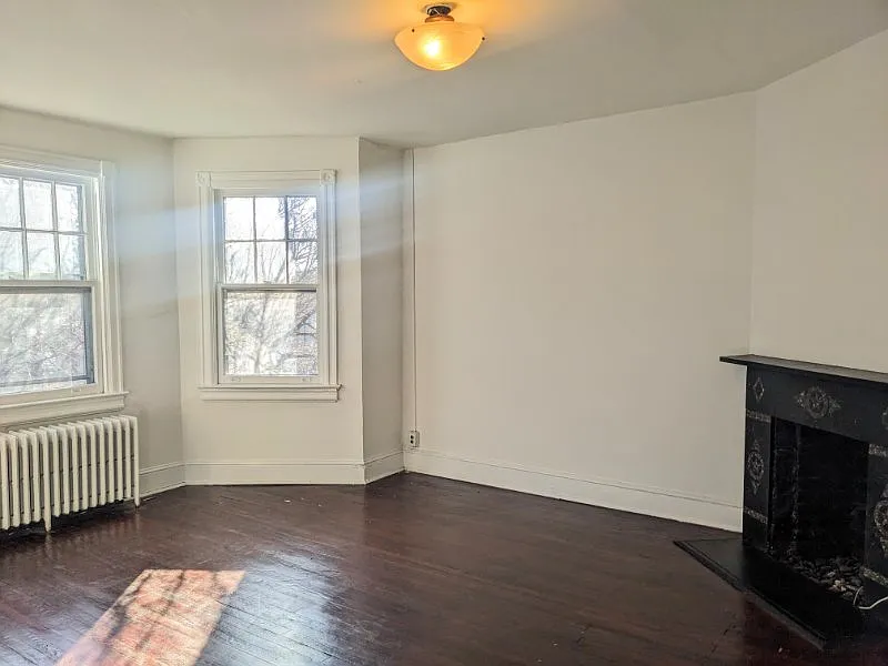 144 D St SE #2