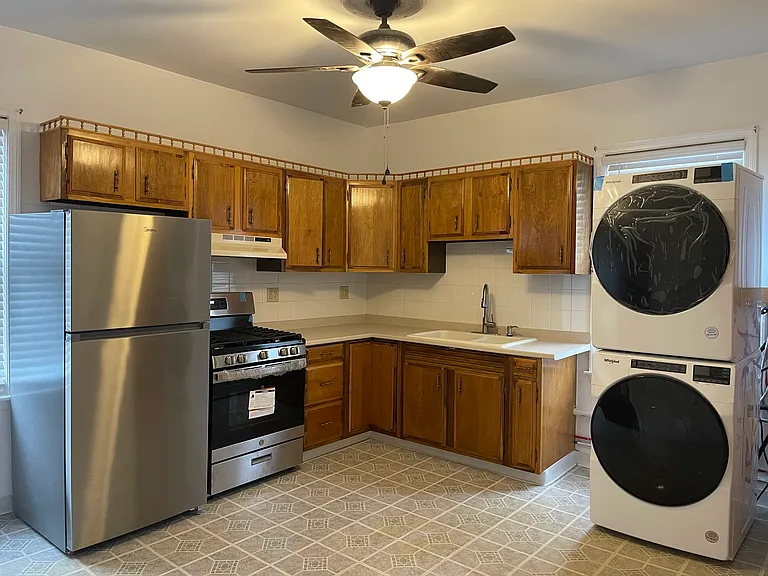 145 Chapin Ave #2 — Photo 1