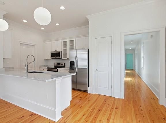 5th image of 6013 Dauphine Street New Orleans La #70117