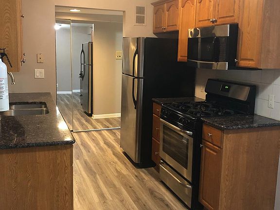 5th image of 9629 Bayview Dr APT 205